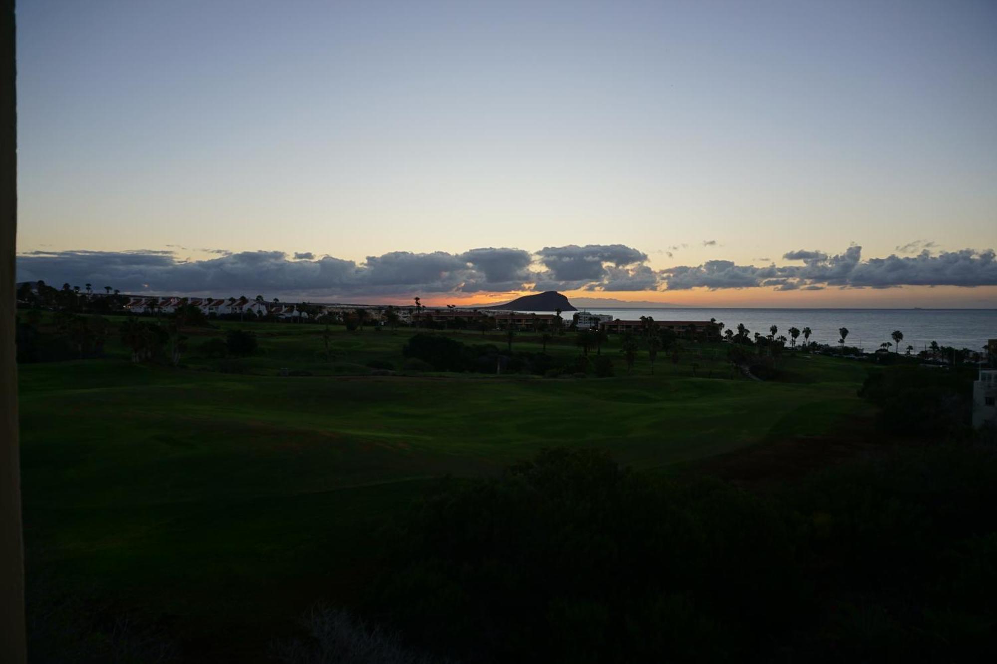 Golf Del Sur Apartment - Magnificent Panorama Of The Ocean, El Teide, And Montana Roja San Miguel de Abona Zewnętrze zdjęcie
