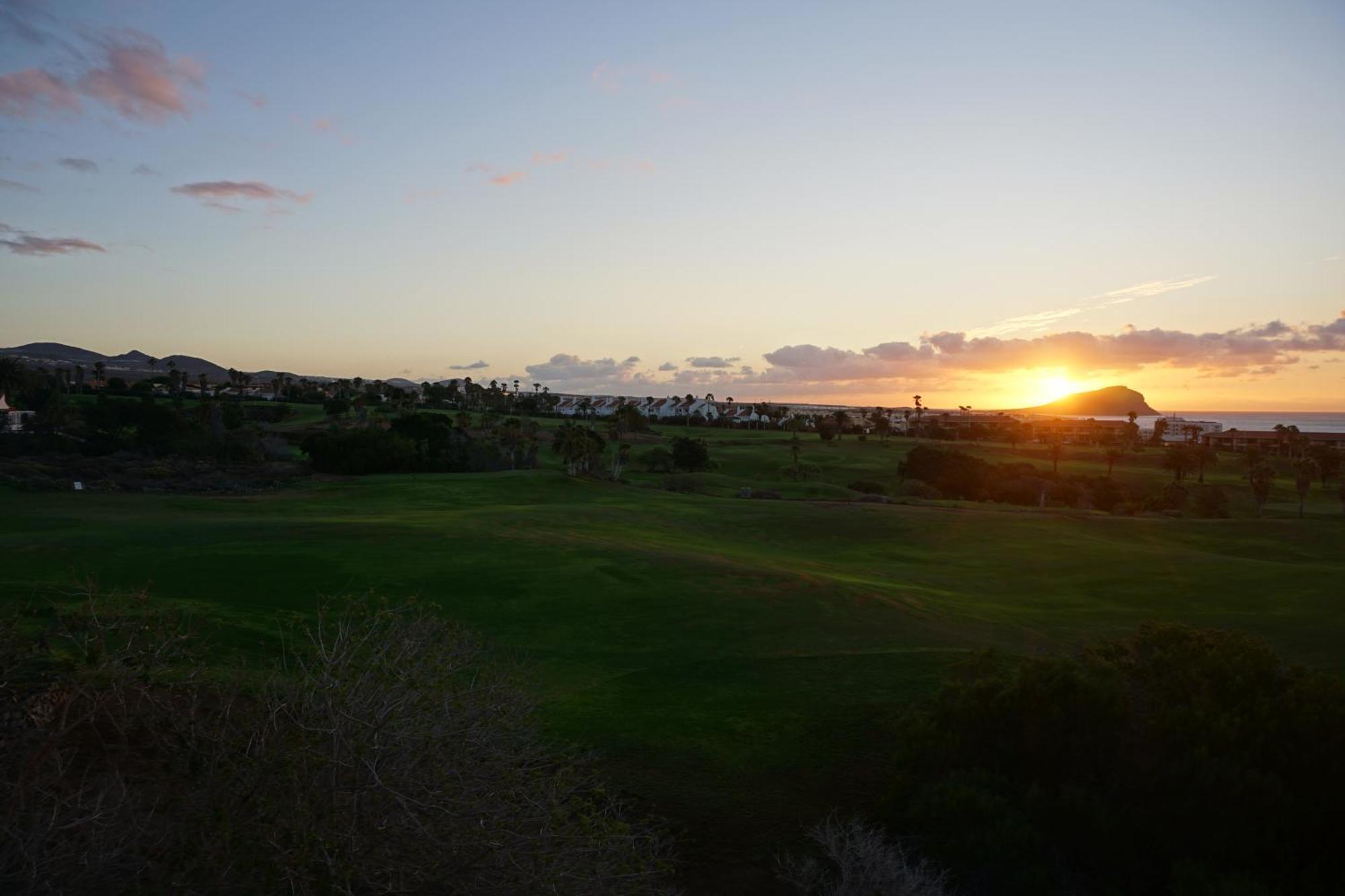 Golf Del Sur Apartment - Magnificent Panorama Of The Ocean, El Teide, And Montana Roja San Miguel de Abona Zewnętrze zdjęcie